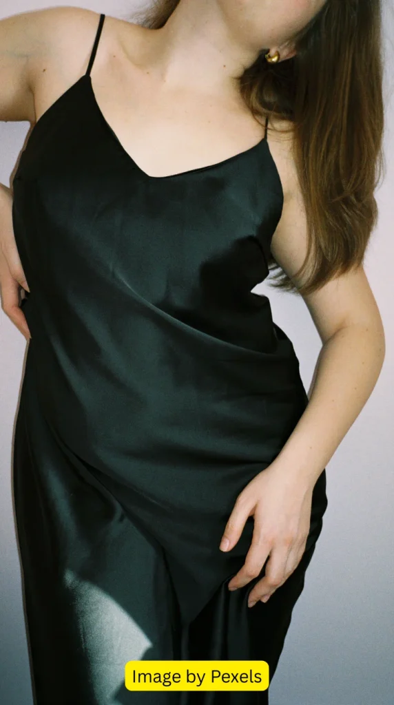 Dark Feminine Fashion